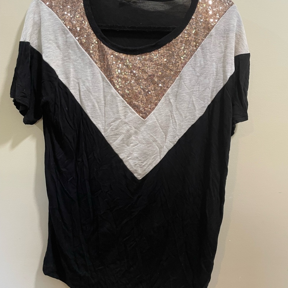 BiBi Black and Gold Sequin Chevron Tee